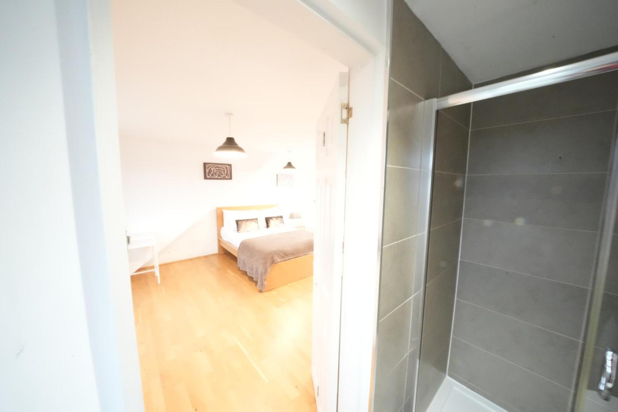 Appartamento Great Airport Sleep Harmondsworth Esterno foto