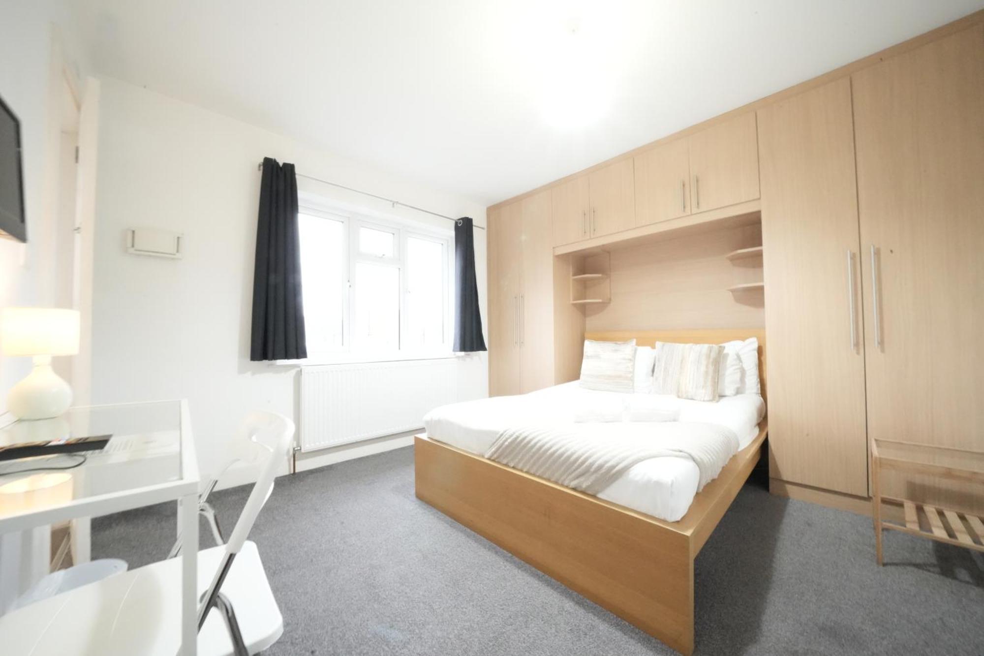 Appartamento Great Airport Sleep Harmondsworth Esterno foto